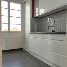 Appartement à vendre 3 pièces MONTAUBAN (82),dernier étage centre ville avec parking et loggia