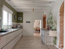 Maison à vendre 7 pièces MONTAUBAN (82) avec chambres d'hôtes, piscine, jardin et dépendance.