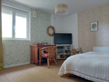 Maison à vendre 7 pièces MONTAUBAN (82) avec chambres d'hôtes, piscine, jardin et dépendance.