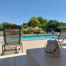 Maison à vendre 5 pièces CAMPSAS (82)avec garage attenant et double garage indépendant, piscine, terrasse couverte, puits, sur 2029m² de terrain.
