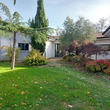 Dpt Tarn et Garonne (82), à vendre MONTAUBAN maison P7 de 216 m² - Terrain de 7 640,00 m² - Plain pied