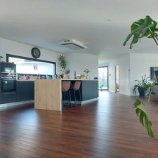 Dpt Tarn et Garonne (82), à vendre MONTAUBAN maison P7 de 216 m² - Terrain de 7 640,00 m² - Plain pied