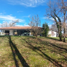Dpt Tarn et Garonne (82), à vendre MONTAUBAN maison P7 de 216 m² - Terrain de 7 640,00 m² - Plain pied