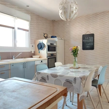 Maison à vendre 5 pièces CAMPSAS (82)avec garage attenant et double garage indépendant, piscine, terrasse couverte, puits, sur 2029m² de terrain.