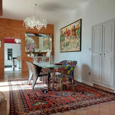 Maison à vendre 13 pièces MONTAUBAN (82), salle de reception, parking, bureaux, cave, dépendances,  parc de 8000m2, 2 entrées indépendantes 