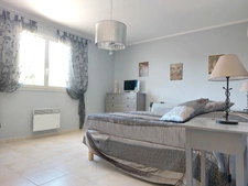Maison à vendre 6 pièces MONTAUBAN (82) avec jardin, piscine, pool house et sous sol complet de plus de 150m²