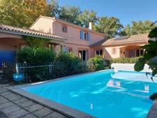 Dpt Tarn et Garonne (82), à vendre MONTAUBAN maison P5 de 178,56 m² - Terrain de 2 187,00 m² avec piscine, garage et pool house