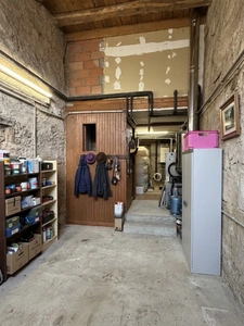 Maison de caractère mitoyenne avec beaux volumes, sauna, terrasse et jardin – Pexonne (54)