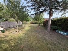 Maison de caractère mitoyenne avec beaux volumes, sauna, terrasse et jardin – Pexonne (54)
