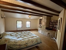 Maison de caractère mitoyenne avec beaux volumes, sauna, terrasse et jardin – Pexonne (54)
