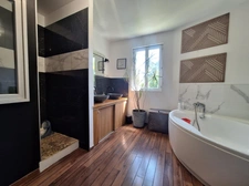Maison plain pied, à vendre 4 pièces SAINTE SUZANNE ET CHAMMES  (53)