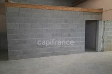 Local/bureau 440m2  à vendre AZE (53)
