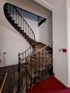 Local/bureau 220 M2 à vendre MAYENNE (53)