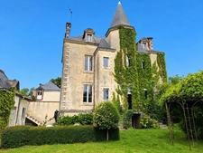 Demeure de caractère à vendre 9 pièces SOULGE SUR OUETTE (53)