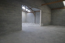 Local/bureau 440m2  à vendre AZE (53)