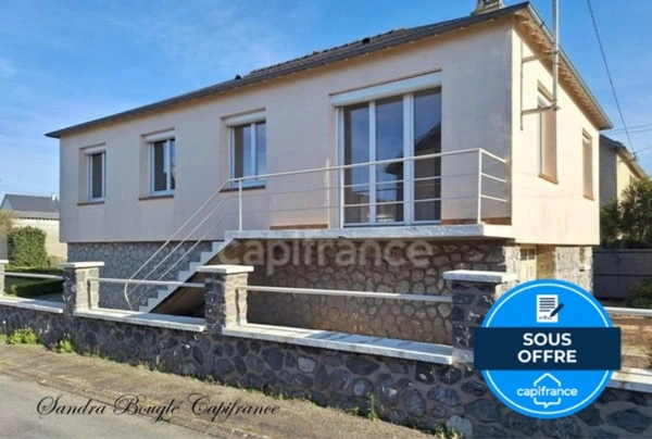 Maison à vendre 4 pièces LAVAL (53)