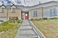 Maison à vendre 7 pièces  Sainte-Suzanne-et-Chammes (53)