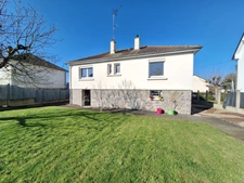 Maison à vendre 4 pièces LAVAL (53)