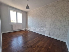 Maison à vendre 4 pièces LAVAL (53)