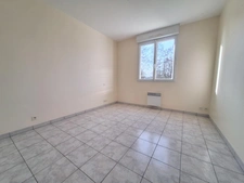 Maison Plain Pied, à vendre 5 pièces MENIL (53)