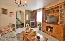 Maison à vendre 7 pièces  Sainte-Suzanne-et-Chammes (53)