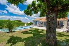 MESCHERS-SUR-GIRONDE – MAISON AVEC PISCINE, PROCHE PLAGE ET CENTRE-VILLE