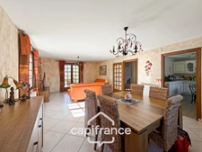 A Vendre Maison de plain-pied – 105 m² environ – Jardin et terrasses – Sans travaux