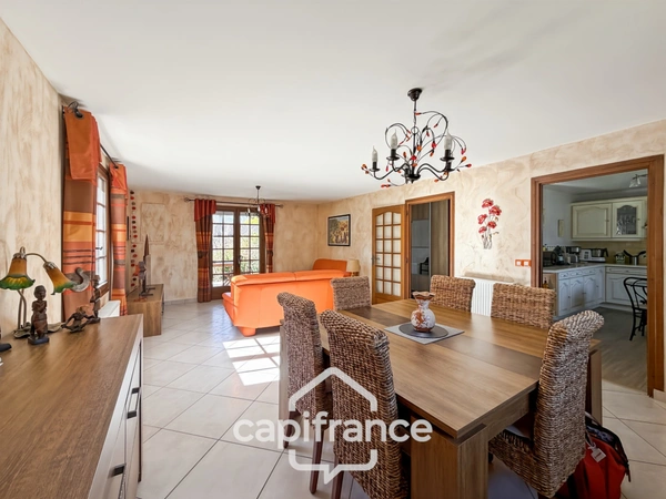 A Vendre Maison de plain-pied – 105 m² environ – Jardin et terrasses – Sans travaux