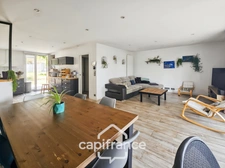 COUP DE CŒUR À ESBLY–MAISON AVEC VUE, SOUS-SOL TOTAL ET DÉPENDANCE INDÉPENDANTE