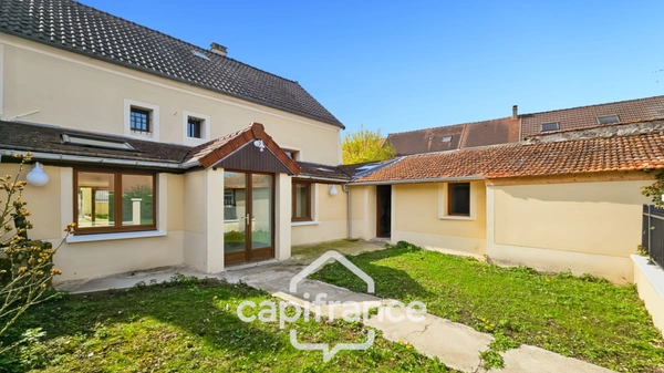 Maison familiale proche Dammartin-en-Goële entièrement rénovée- 115 m² -jardin-Au calme