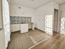 Appartement 2 pièces lumineux- balcon et stationnement.Idéal premier achat ou investissement.