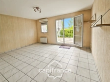 En plein cœur de Villenoy – Studio en rez-de-jardin avec stationnement