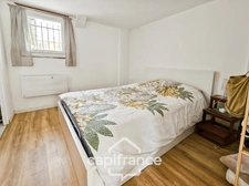 Appartement en rez-de-chaussée avec un jardin d'environ 70 m² à Chelles (77500)