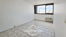 DUPLEX-BOX-PLACE DE STATIONNEMENT-TERRASSE 20 m2.