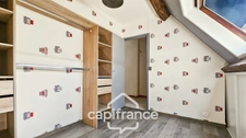 Charmante maison de ville fonctionnelle sur trois niveaux- terrasse au calme- Idéal famille ou investissement- 