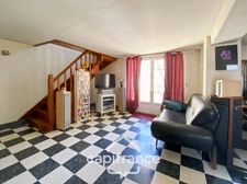 Maison Briarde de 256 m2 avec cachet et travaux – 7 chambres - Jardin