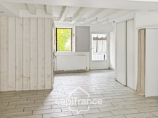 🏡 Une maison familiale pleine de caractère dans un village très recherché -6 P- 163 m² environ - jardin - 