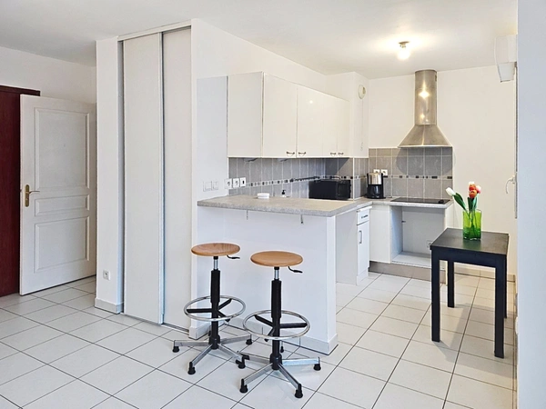Meaux-Studio prêt à vivre-idéal premier achat ou investissement locatif