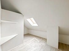 🏡 Une maison familiale pleine de caractère dans un village très recherché -6 P- 163 m² environ - jardin - 