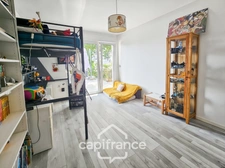 COUP DE CŒUR À ESBLY–MAISON AVEC VUE, SOUS-SOL TOTAL ET DÉPENDANCE INDÉPENDANTE