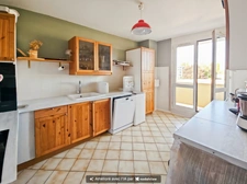 BROU-SUR-CHANTEREINE – Appartement 4 pièces avec 3 chambres, loggia, cave et parking