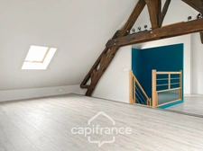 🏡 Une maison familiale pleine de caractère dans un village très recherché -6 P- 163 m² environ - jardin - 
