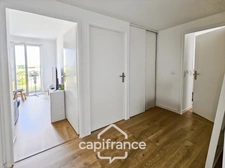 COUPVRAY- Quartier les Hautes Maisons-Superbe T5 de 94m²-avec terrasse et deux places de parking