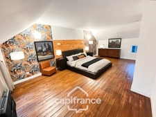 Maison chaleureuse- lumineuse- au calme- familiale- confort- jardin .