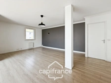 🏡 NOISIEL – SECTEUR RECHERCHÉ PROCHE DU CHÂTEAU - APPARTEMENT 3/4 P - 86 m2 - STATIONNEMENT- 