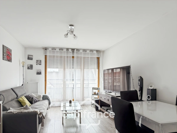 🏡 Dernier étage avec ascenseur T2 - 41 m² - Parking en sous-sol - Aucun travaux -