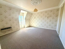 Maison à vendre 8 pièces PLOZEVET (29)