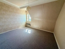 Maison à vendre 8 pièces PLOZEVET (29)