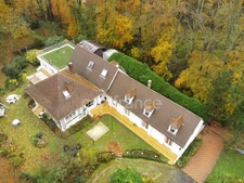 Dpt Oise (60), à vendre proche de SENLIS maison P9 de 305 m² - Terrain de 14 580,00 m² 