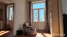 Maison de maître sur un terrain de plus de 3 000 m²